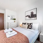 Immaculate 3Br Apt In Hackney